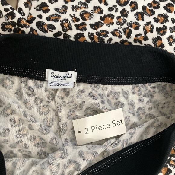 Splendid 2 piece jogger and sweater set - size M 🌻 - Picture 6 of 7